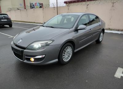 Фото Renault Laguna