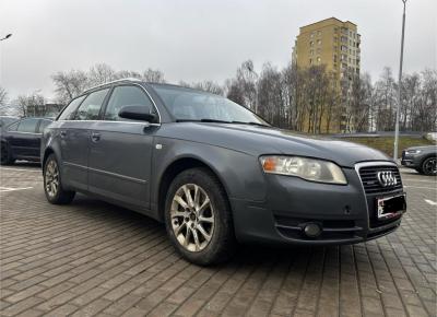 Фото Audi A4