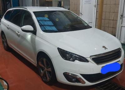 Фото Peugeot 308