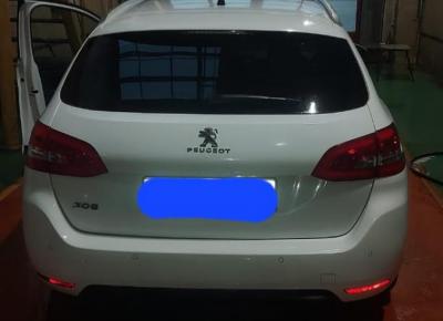 Фото Peugeot 308