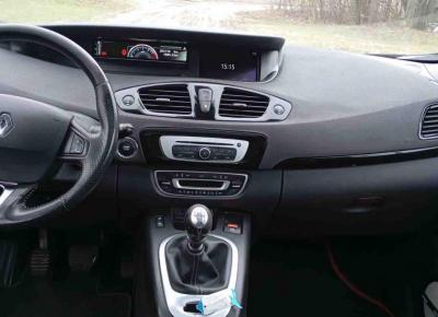 Фото Renault Scenic