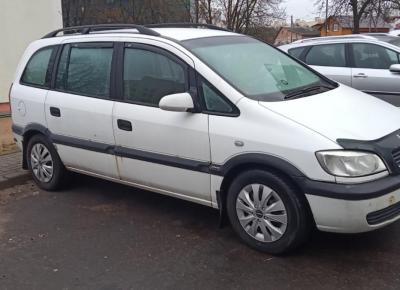 Фото Opel Zafira