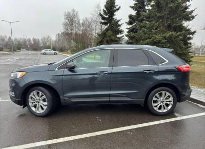 Фото Ford Edge