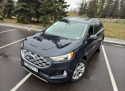 Фото Ford Edge