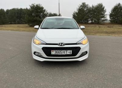 Фото Hyundai i20