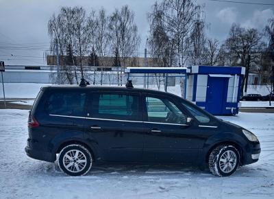 Фото Ford Galaxy