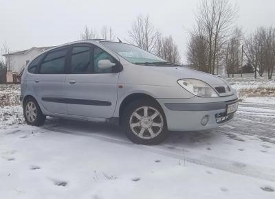 Фото Renault Scenic