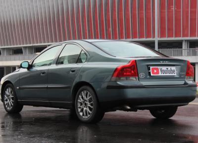 Фото Volvo S60