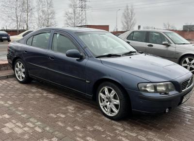 Фото Volvo S60