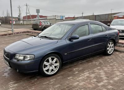 Фото Volvo S60