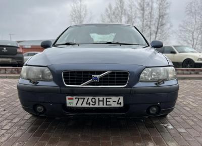 Фото Volvo S60