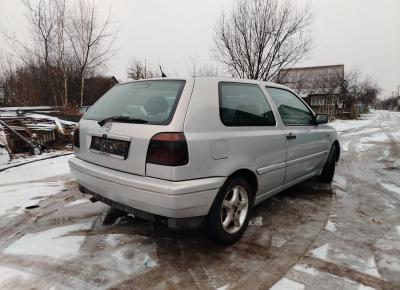 Фото Volkswagen Golf