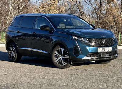 Фото Peugeot 5008