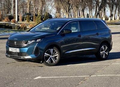 Фото Peugeot 5008