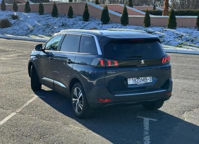 Фото Peugeot 5008