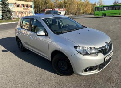 Фото Renault Sandero