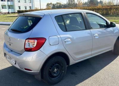 Фото Renault Sandero