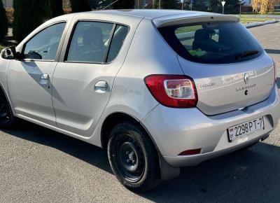 Фото Renault Sandero