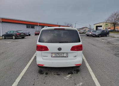 Фото Volkswagen Touran