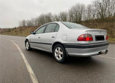 Фото Toyota Avensis