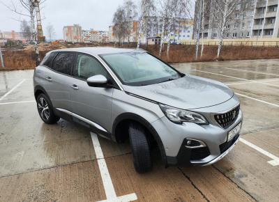 Фото Peugeot 3008