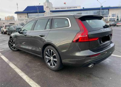 Фото Volvo V60