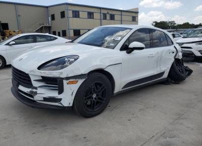 Фото Porsche Macan