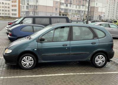 Фото Renault Scenic