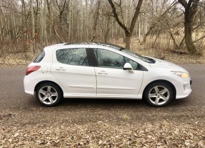 Фото Peugeot 308