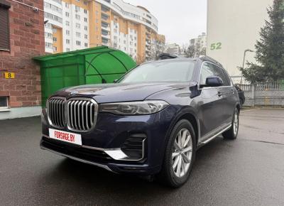 Фото BMW X7