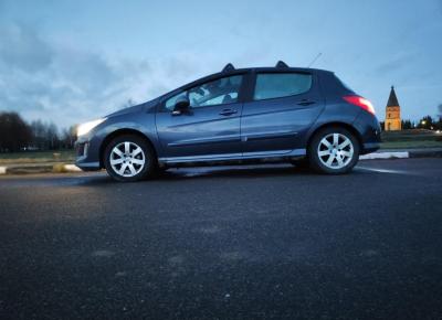 Фото Peugeot 308