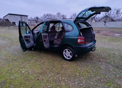 Фото Renault Scenic