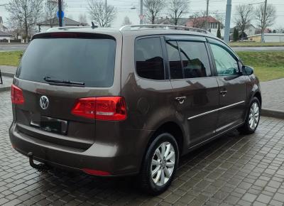 Фото Volkswagen Touran