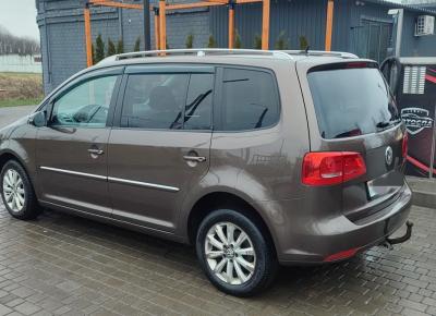 Фото Volkswagen Touran