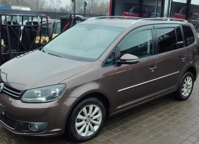 Фото Volkswagen Touran