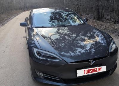 Фото Tesla Model S