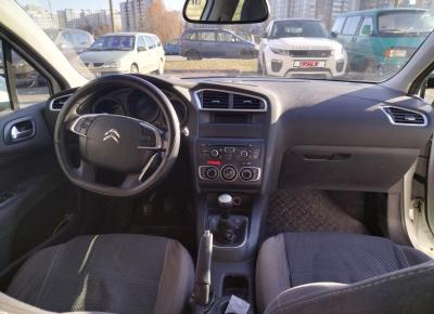 Фото Citroen C4