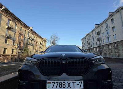 Фото BMW X1