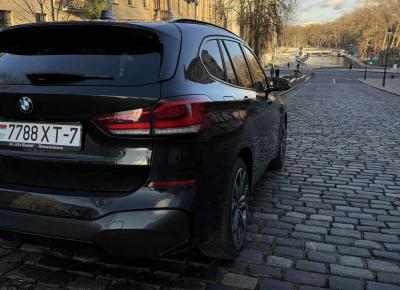 Фото BMW X1