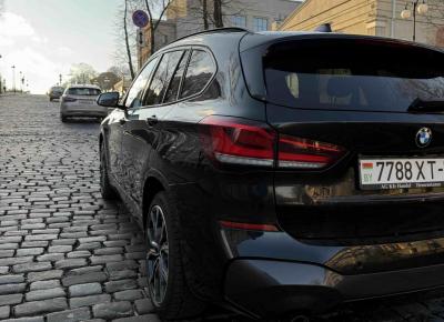 Фото BMW X1