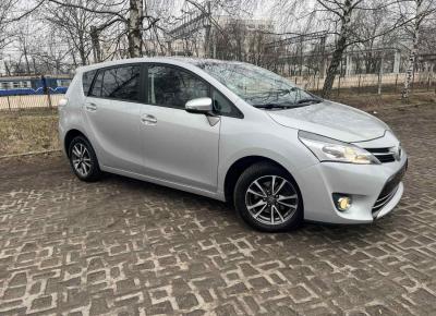 Фото Toyota Verso