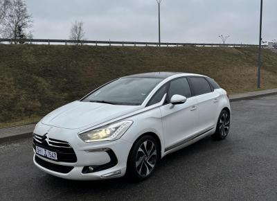 Фото Citroen DS5