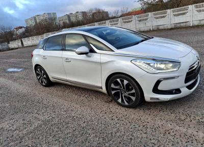 Фото Citroen DS5