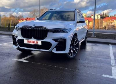 Фото BMW X7