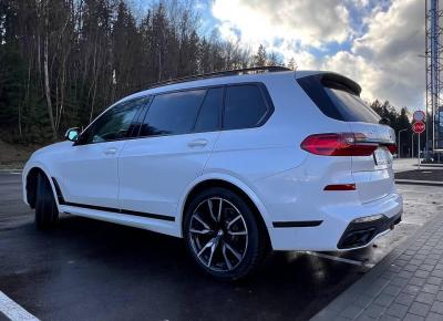 Фото BMW X7