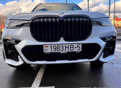 Фото BMW X7