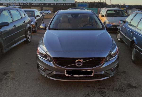 Volvo V60 Cross Country, 2018 год выпуска с двигателем Бензин, 72 940 BYN в г. Минск