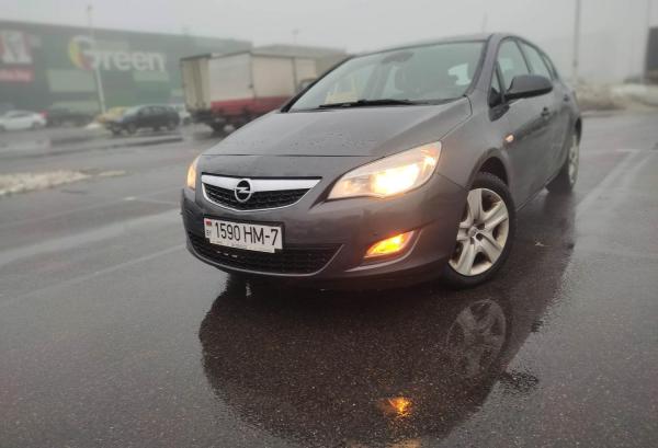 Opel Astra, 2011 год выпуска с двигателем Бензин, 28 483 BYN в г. Минск