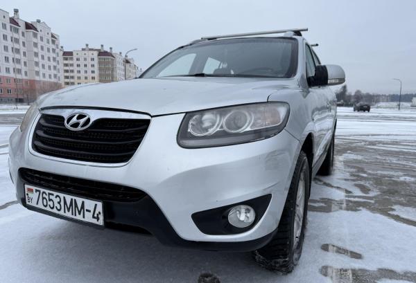 Hyundai Santa Fe, 2010 год выпуска с двигателем Бензин, 34 955 BYN в г. Островец