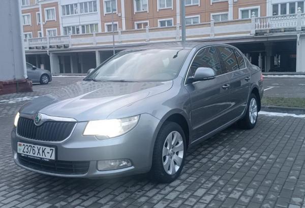 Skoda Superb, 2010 год выпуска с двигателем Бензин, 31 110 BYN в г. Минск